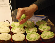 Photo of cupcakes courtesy of photos8.com opens site in a new window